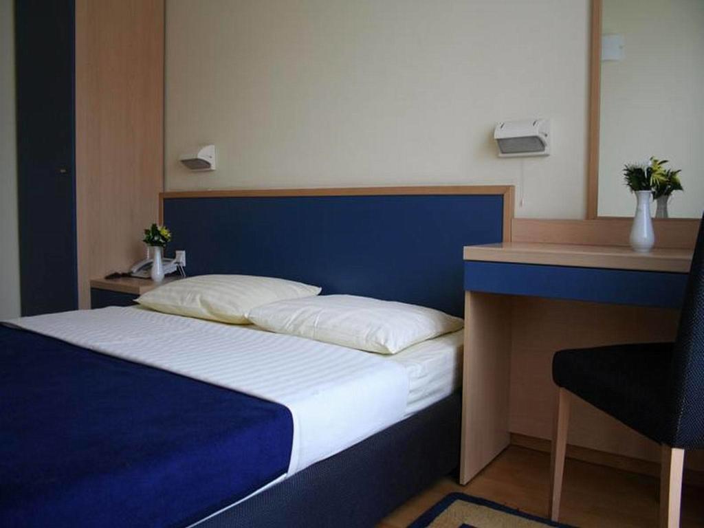 Hotel Cubic Laktaši الغرفة الصورة
