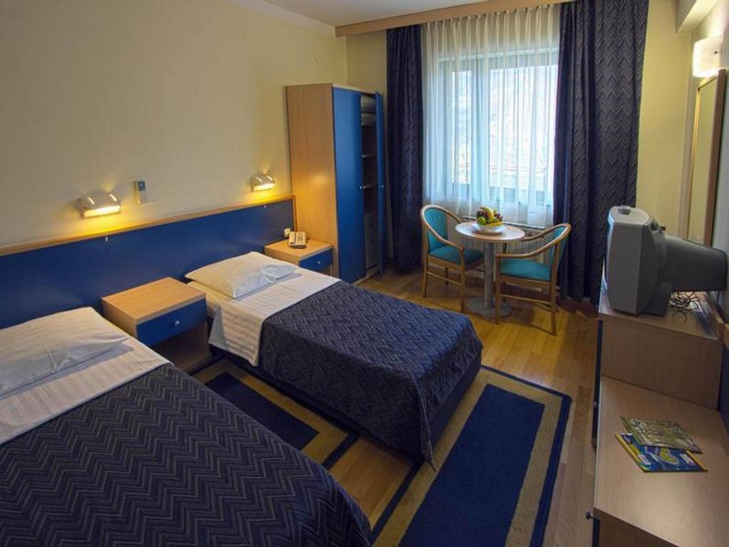 Hotel Cubic Laktaši الغرفة الصورة