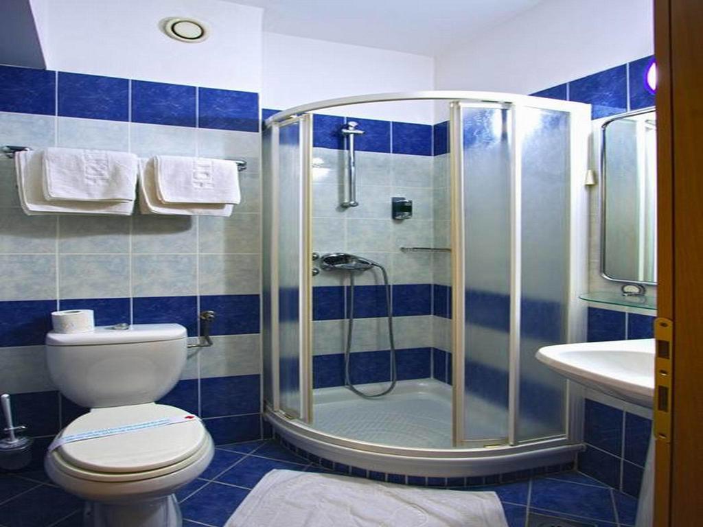 Hotel Cubic Laktaši الغرفة الصورة