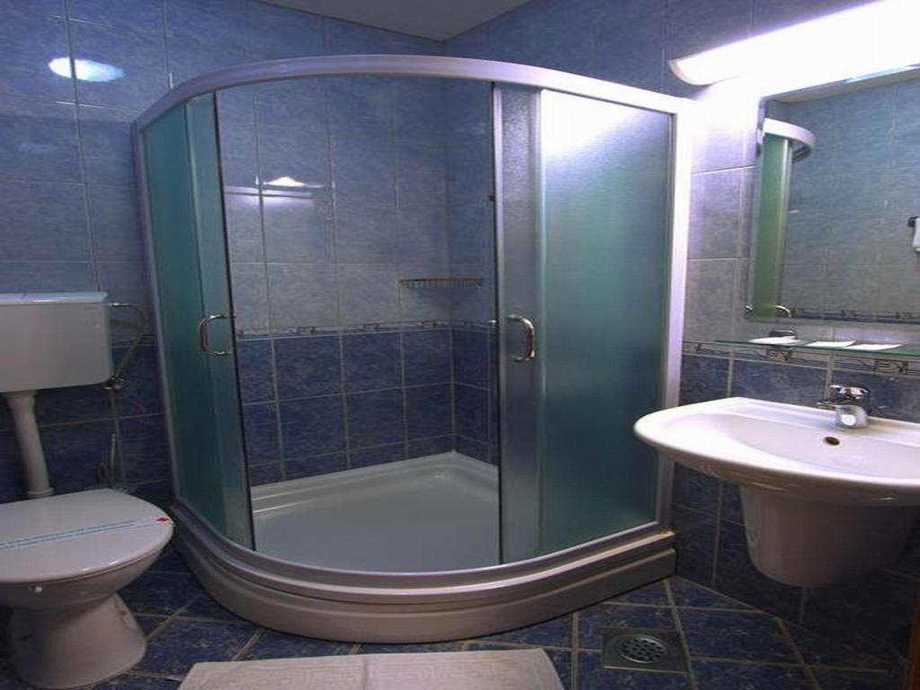Hotel Cubic Laktaši المظهر الخارجي الصورة