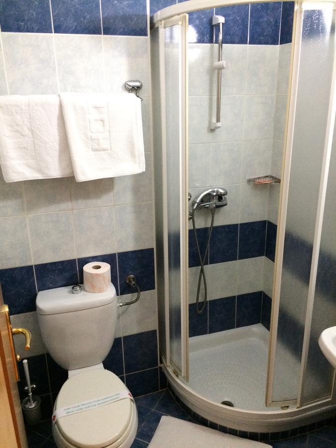 Hotel Cubic Laktaši المظهر الخارجي الصورة